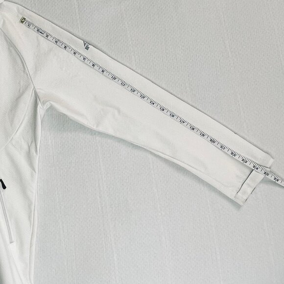McKinley White Water-Repellent Softshell Coat – Size Small - Picture 8 of 8